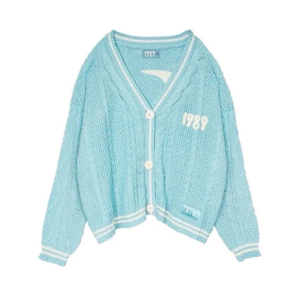 AUTHENTIC UNOPENED Taylor Swift TV 1989 Cardigan XS/S